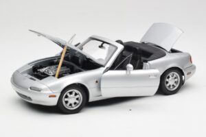Mazda MX-5 Miata NA Highlight Argintiu Gate 1:18 1015 Metal - imaginea 2 din 8