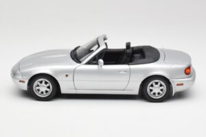 Mazda MX-5 Miata NA Highlight Argintiu Gate 1:18 1015 Metal - imaginea 4 din 8