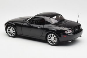 Mazda MX-5 NC Roadster Retractable Hardtop US Spec Negru AUTOart 1:18 75971 Metal - imaginea 9 din 10