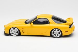 Mazda RX-7 FD Type R Bathurst R Galben Otto 1:18 OT397 Rășină - imaginea 3 din 6
