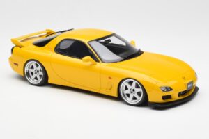 Mazda RX-7 FD Type R Bathurst R Galben Otto 1:18 OT397 Rășină - imaginea 4 din 6