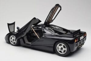 McLaren F1 Blue Metallic Minichamps 1:12 530133130 Metal - imaginea 5 din 8