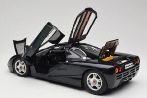 McLaren F1 Dark Blue Metallic Minichamps 1:12 530133128 Metal - imaginea 6 din 9