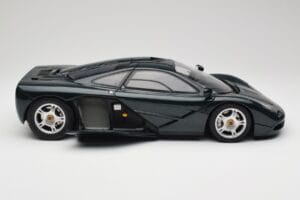 McLaren F1 Dark Green Metallic Minichamps 1:12 530133127 Metal - imaginea 4 din 9