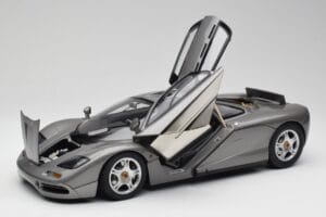 McLaren F1 Dark Silver Minichamps 1:12 530133124 Metal - imaginea 2 din 8