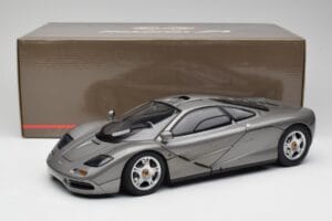 McLaren F1 Dark Silver Minichamps 1:12 530133124 Metal - imaginea 8 din 8