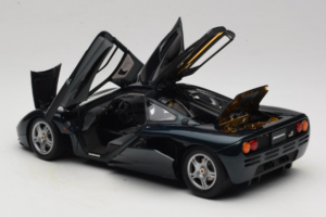 McLaren F1 Verde LCD 1:18 LCD18014-GR Metal - imaginea 5 din 8