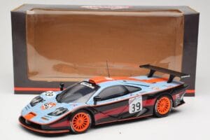 McLaren F1 GTR #39 Gulf R. Bellm / A. Gilbert / M. Sekiya 24 Hours of Le Mans 1997 UT Models 1:18 39725 Metal - imaginea 8 din 8