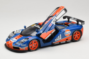McLaren F1 GTR Gulf #33 R. Bellm / M. Weaver / J-J. Lehto 24 Hours of Le Mans 1996 UT Models 1:18 530161833 Metal - imaginea 2 din 8