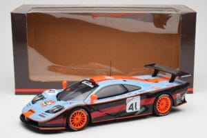 McLaren F1 GTR #41 P-H. Raphanel / C. Gounon / A. Olofsson 24 Hours of Le Mans 1997 UT Models 1:18 39727 Metal - imaginea 8 din 8