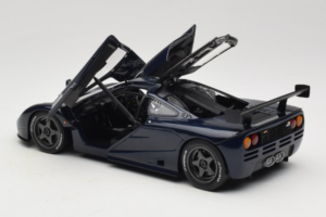 McLaren F1 GTR Le Mans Edition Violet UT Models 1:18 MCLAREN001 Metal - imaginea 5 din 8