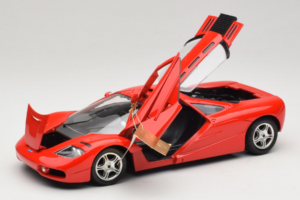 McLaren F1 High Mirror Light Red Guiloy 1:18 67505 Metal - imaginea 2 din 8