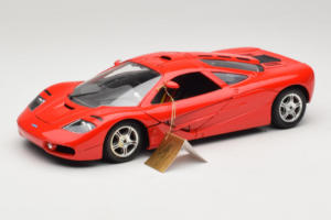 McLaren F1 High Mirror Light Red Guiloy 1:18 67505 Metal