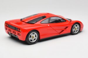 McLaren F1 Magma Roșu Minichamps 1:18 530133422 Metal - imaginea 3 din 8