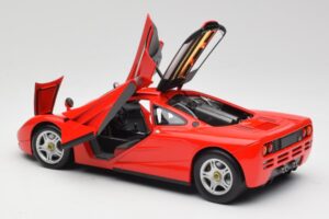 McLaren F1 Magma Roșu Minichamps 1:18 530133422 Metal - imaginea 5 din 8