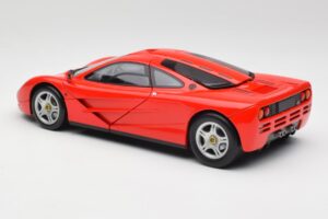 McLaren F1 Magma Roșu Minichamps 1:18 530133422 Metal - imaginea 7 din 8