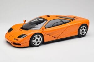 McLaren F1 Portocaliu Minichamps 1:12 530133131 Metal