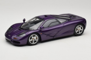McLaren F1 Mov LCD 1:18 LCD18014-PU Metal