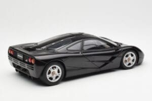 McLaren F1 Road Car Negru AUTOart 1:18 76002 Metal - imaginea 3 din 8