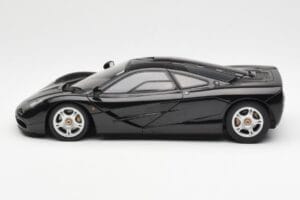 McLaren F1 Road Car Negru AUTOart 1:18 76002 Metal - imaginea 4 din 8