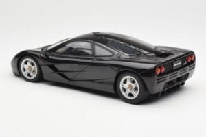 McLaren F1 Road Car Negru AUTOart 1:18 76002 Metal - imaginea 7 din 8