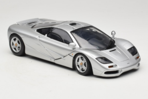 McLaren F1 Argintiu UT Models 1:18 530133180-R1 Metal - imaginea 6 din 8