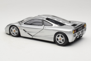 McLaren F1 Argintiu UT Models 1:18 530133180-R1 Metal - imaginea 7 din 8