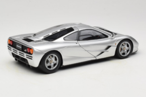 McLaren F1 Argintiu LCD 1:18 LCD18014-SI Metal - imaginea 3 din 8