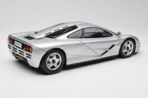McLaren F1 Argintiu Minichamps 1:12 530133129 Metal - imaginea 3 din 8