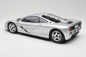 McLaren F1 Argintiu Minichamps 1:12 530133129 Metal - imaginea 7 din 8