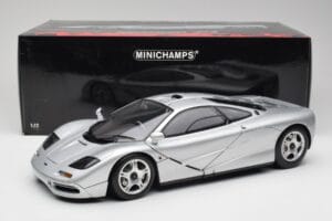 McLaren F1 Argintiu Minichamps 1:12 530133129 Metal - imaginea 8 din 8