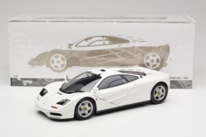 McLaren F1 Alb Minichamps 1:18 530133424 Metal - imaginea 8 din 8
