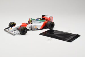 McLaren MP4/8 Ford #8 A. Senna Winner Australian GP 1993 Minichamps 1:18 540933838 Metal - imaginea 3 din 7
