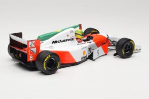 McLaren MP4/8 Ford #8 A. Senna Winner European GP Donington 1993 Minichamps 1:18 540931848 Metal - imaginea 2 din 6