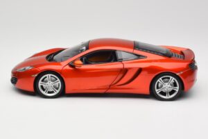 McLaren MP4-12C Orange Metallic Minichamps 1:18 110133020 Metal - imaginea 4 din 8