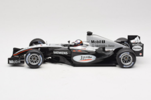 McLaren MP4-19 Mercedes J.P. Montoya Test Car 2005 Minichamps 1:18 533051880 Metal - imaginea 3 din 7