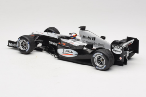 McLaren MP4-19 Mercedes J.P. Montoya Test Car 2005 Minichamps 1:18 533051880 Metal - imaginea 5 din 7