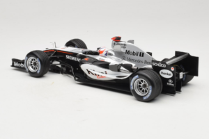 McLaren MP4-20 Mercedes #9 K. Raikkonen F1 2005 Minichamps 1:18 B66962337 Metal - imaginea 5 din 6