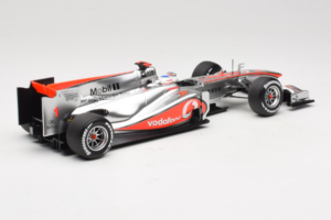 McLaren MP4-25 Mercedes #1 J. Button Vodafone McLaren Showcar F1 2010 Minichamps 1:18 530101801 Metal - imaginea 2 din 7