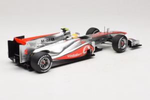 McLaren MP4-25 Mercedes #2 L. Hamilton Vodafone McLaren F1 2010 Minichamps 1:18 530101802 Metal - imaginea 2 din 7