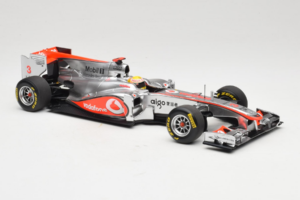 McLaren MP4-26 Mercedes #3 L. Hamilton Vodafone McLaren Showcar F1 2011 Minichamps 1:18 530111873 Metal - imaginea 4 din 7