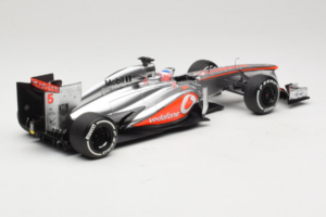 McLaren MP4-28 Mercedes #5 J. Button Vodafone McLaren F1 2013 Minichamps 1:18 530131805 Metal - imaginea 2 din 7