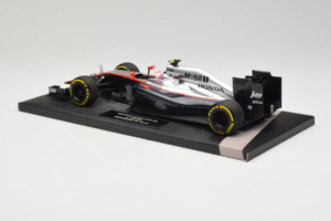 McLaren MP4-30 Honda #22 J. Button McLaren Honda F1 Team Australian Grand Prix 2015 Minichamps 1:18 537151822 Metal - imaginea 5 din 7