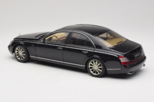 Maybach 57S Negru AUTOart 1:18 76156 Metal - imaginea 6 din 7
