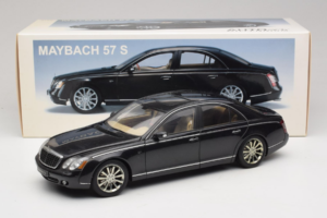 Maybach 57S Negru AUTOart 1:18 76156 Metal - imaginea 7 din 7
