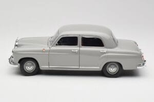 Mercedes 180 W120 Ponton Graphite Grey Revell 1:18 08974 Metal - imaginea 4 din 8
