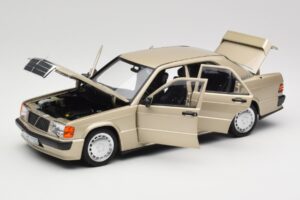Mercedes 190E W201 2.3-16 Smoke Silver Metallic Norev 1:18 183831 Metal - imaginea 2 din 8