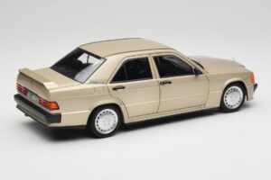 Mercedes 190E W201 2.3-16 Smoke Silver Metallic Norev 1:18 183831 Metal - imaginea 3 din 8