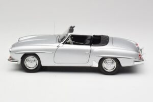 Mercedes 190 SL W121 Argintiu Gri Minichamps 1:18 100037031 Metal - imaginea 4 din 8
