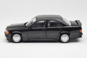Mercedes 190E 2.3-16 W201 Negru Ediție Dealer Norev 1:18 B66040663 Metal - imaginea 4 din 8